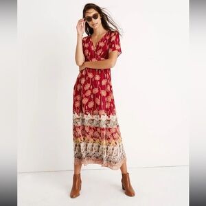 Madewell Tulip-Sleeve Maxi Dress in Tall Sunflowers